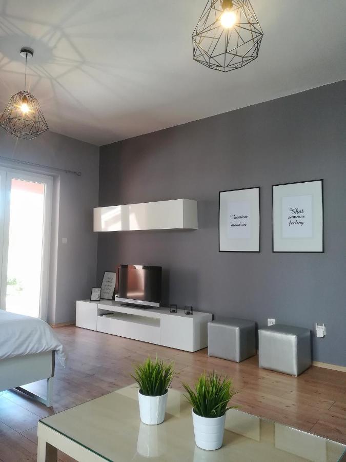 Jimmy Apartments Πούλα Εξωτερικό φωτογραφία